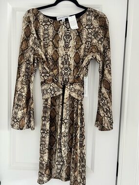 Emma & Michele Brown Snake-Print Long Sleeve Belted Dress
